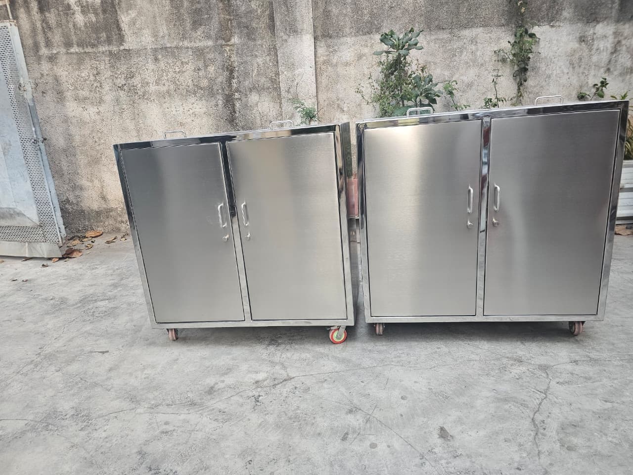 SS cabinet trolleys we have made — photo 2 of 2